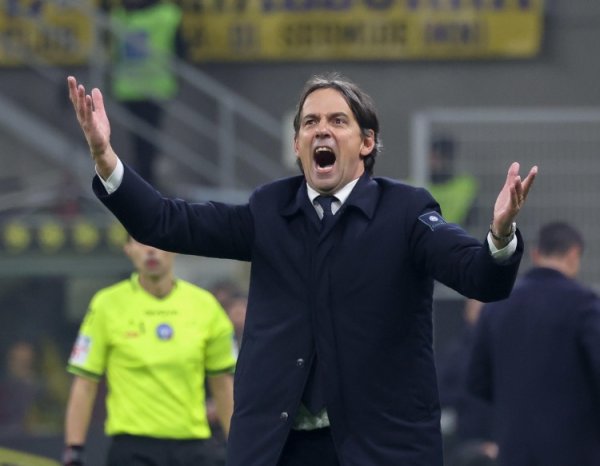 面对乌迪内斯这支总能制造羁系的球队时出现了波动体育录像/图片