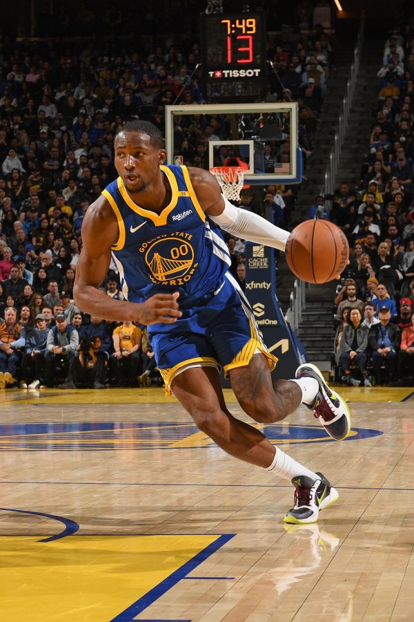 库明加的起薪最终为2380万体育集锦